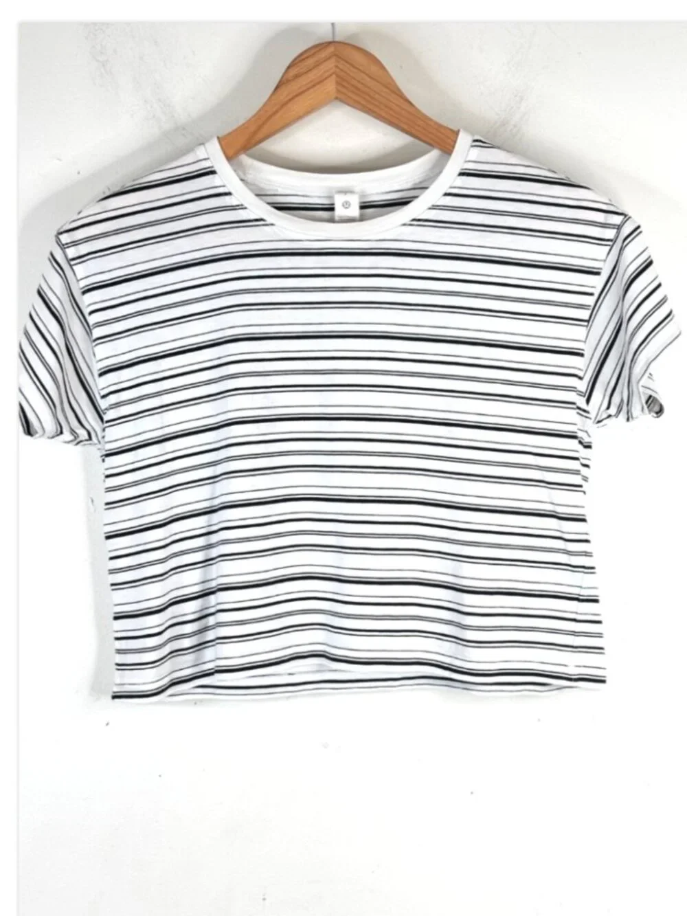 Lululemon Cates T Shirt 2 Boxy Cropped Tee White Black Striped Pima Cotton